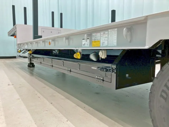 助手席側にりん木入れが付いています。|トレクス  PLB34114改の写真20