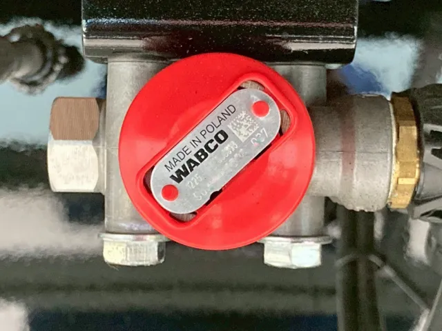 駐車ブレーキです。|トレクス  PLB34114改の写真23