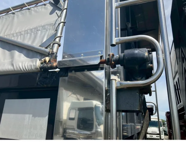 いすゞ ギガ QPG-CXZ77BTの写真34