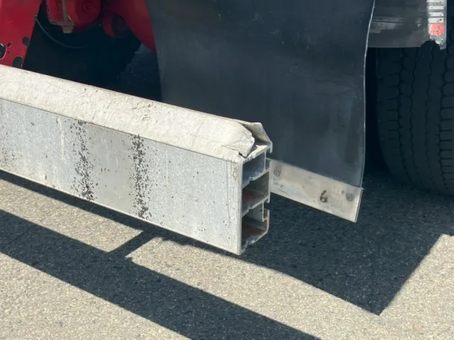 いすゞ ギガ QPG-CXZ77BTの写真44