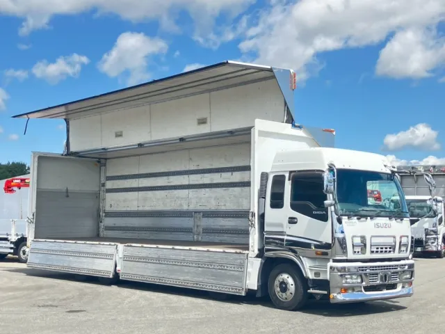 いすゞ ギガ PKG-CYJ77W8Aの写真2