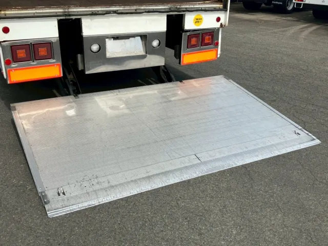 ゲートの状態です。|いすゞ ギガ PKG-CYJ77W8Aの写真16