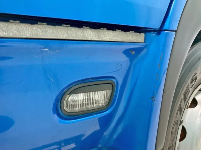 助手席ドア下部にキズがあります。|UDトラックス クオン QPG-CW5YLの写真37