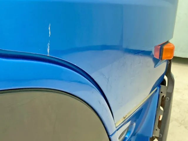 運転席ドアにキズがあります。|UDトラックス クオン QPG-CW5YLの写真42