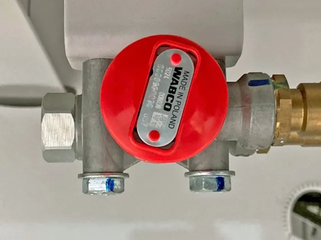 駐車ブレーキです。|トレクス  PFN24103改の写真23