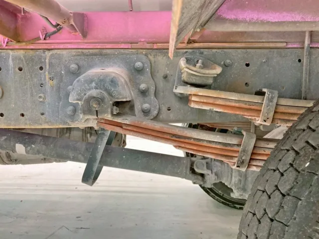 リーフサスです。|日野 デュトロ 2KG-XZU700M(2WD)の写真5