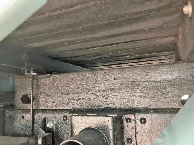 シャーシとネタの状態です。(縦ネタ・横ネタは木製です)|三菱  T200CPの写真6