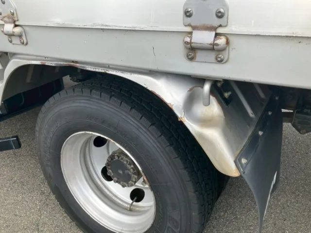 いすゞ フォワード 2RG-FRR90S2(2WD)の写真22