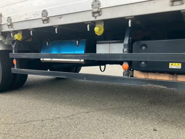 いすゞ フォワード 2RG-FRR90S2(2WD)の写真31