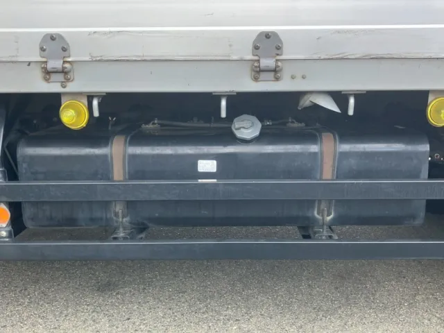 いすゞ フォワード 2RG-FRR90S2(2WD)の写真37