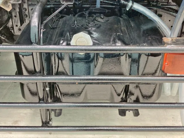 燃料タンクは100Lです。|いすゞ フォワード SKG-FSR90S2の写真41