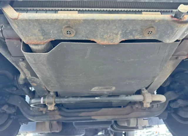 アンダーカバー鉄製部分に、腐食があります。|UDトラックス クオン QPG-GK5XABの写真24