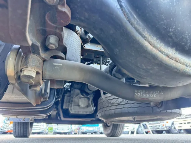 下廻りの状態です。（後方）|UDトラックス クオン QPG-GK5XABの写真26