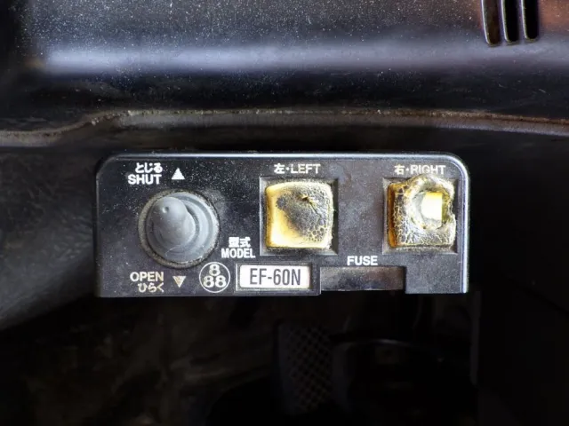コボレーンの操作スイッチです。|いすゞ ギガ QKG-CYZ77AMの写真38