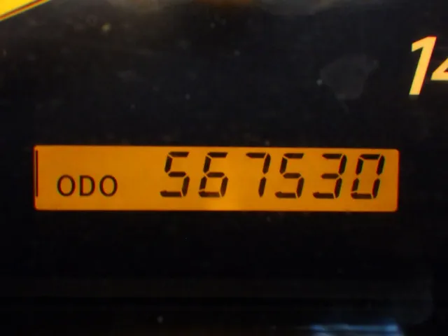 いすゞ ギガ QKG-CYZ77AMの写真40