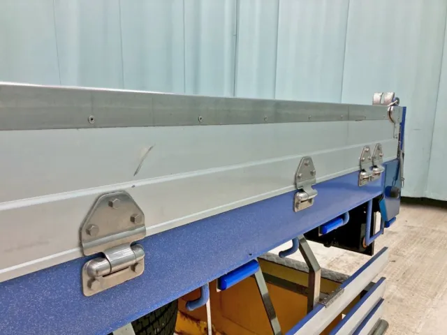 助手席側アオリ後方にキズがあります。|三菱 スーパーグレート 2PG-FV74HZの写真19