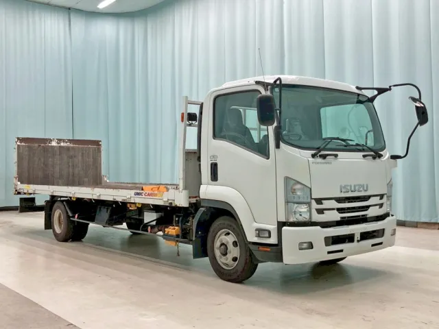 いすゞ フォワード TKG-FRR90S1(2WD)の写真2