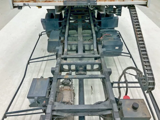 いすゞ フォワード TKG-FRR90S1(2WD)の写真15