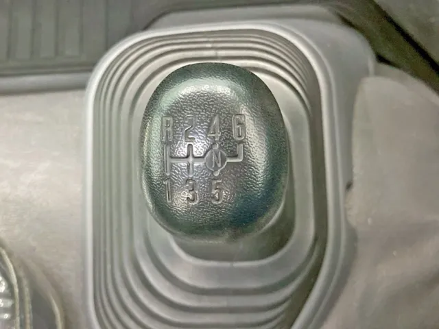 いすゞ フォワード TKG-FRR90S1(2WD)の写真34