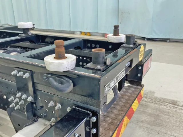 ガイドローラーを外した状態です。(後方)|日野 プロフィア 2DG-FW1AHJの写真20