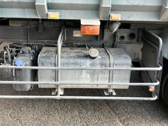 いすゞ フォワード QKG-FVZ34U2の写真13