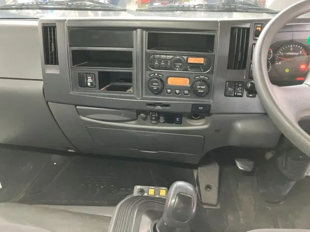 いすゞ フォワード QKG-FVZ34U2の写真14