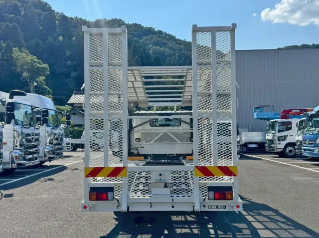 リヤ周りの状態です。|日野 デュトロ 2KG-XZU720M(2WD)の写真9