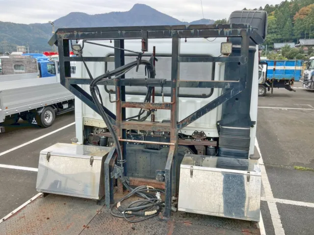 つい立付きです。|三菱 スーパーグレート QDG-FV50VJRの写真12