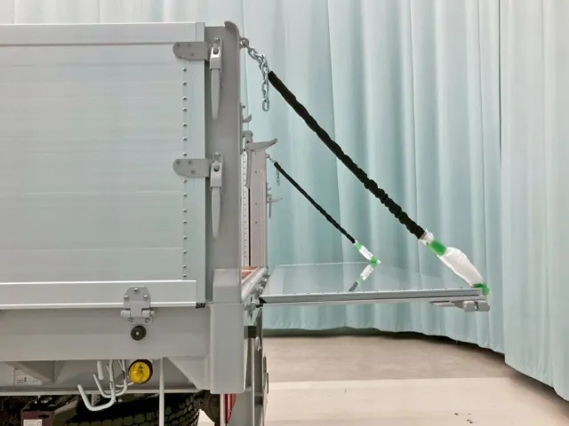 リヤアオリは水平にできます。|トレクス  PFB34114の写真11