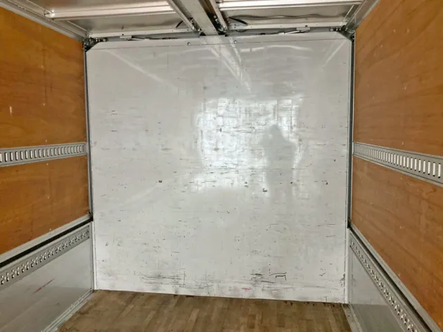 いすゞ フォワード 2RG-FRR90T2(2WD)の写真12