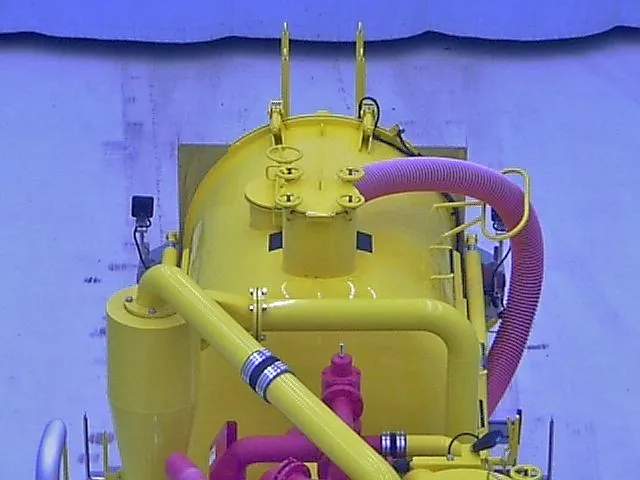 いすゞ フォワード 2RG-FRR90S2(2WD)の写真9