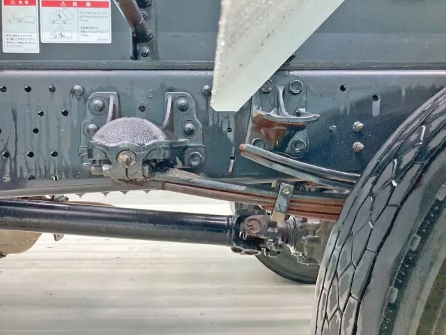 リーフサスです。|いすゞ フォワード TKG-FRR90S2(2WD)の写真5