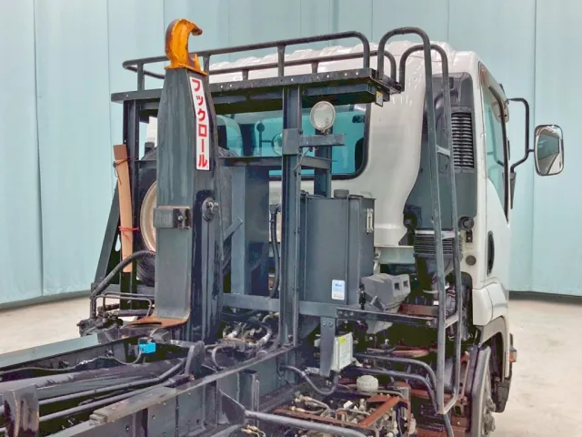 つい立付きです。|いすゞ フォワード TKG-FRR90S2(2WD)の写真9