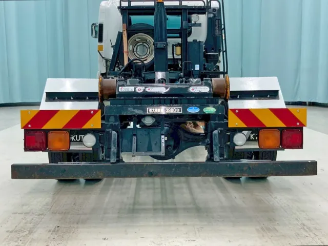 リヤ周りの状態です。|いすゞ フォワード TKG-FRR90S2(2WD)の写真14