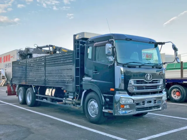 UDトラックス クオン PKG-CW4ZLの写真2