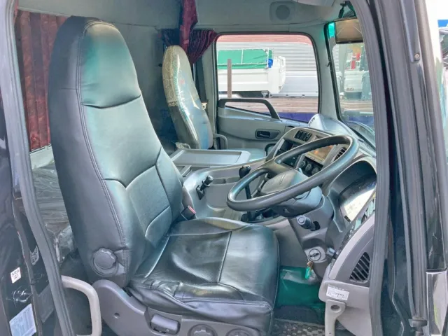 UDトラックス クオン PKG-CW4ZLの写真9