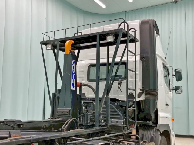 つい立付きです。|日野 プロフィア 2DG-FS1AJEの写真8