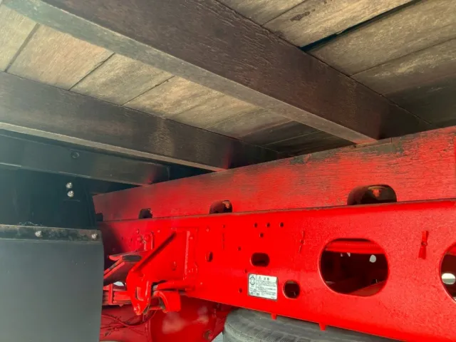 いすゞ フォワード TKG-FRR90S2(2WD)の写真6