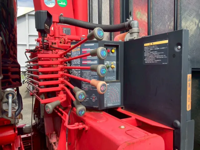 いすゞ フォワード TKG-FRR90S2(2WD)の写真12