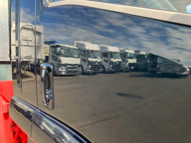 いすゞ フォワード TKG-FRR90S2(2WD)の写真16