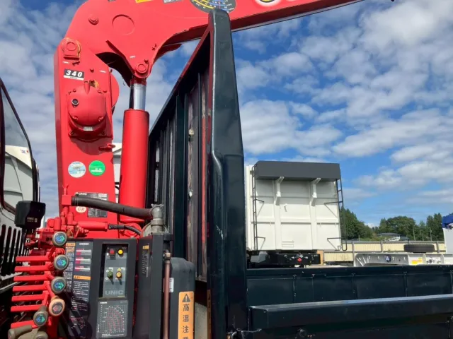 いすゞ フォワード TKG-FRR90S2(2WD)の写真27