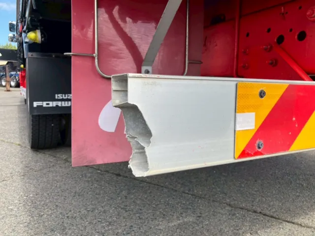 いすゞ フォワード TKG-FRR90S2(2WD)の写真34
