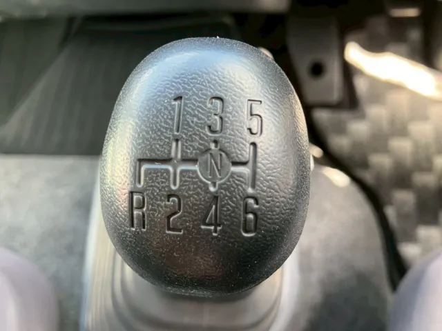 いすゞ フォワード TKG-FRR90S2(2WD)の写真41