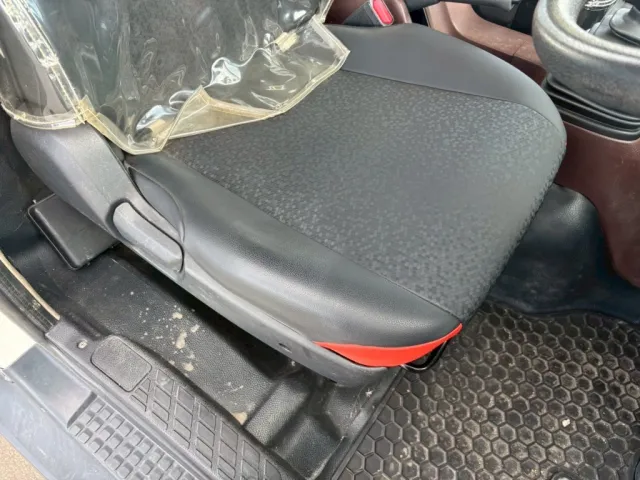 日野 レンジャー 2KG-FC2ABA(2WD)の写真9