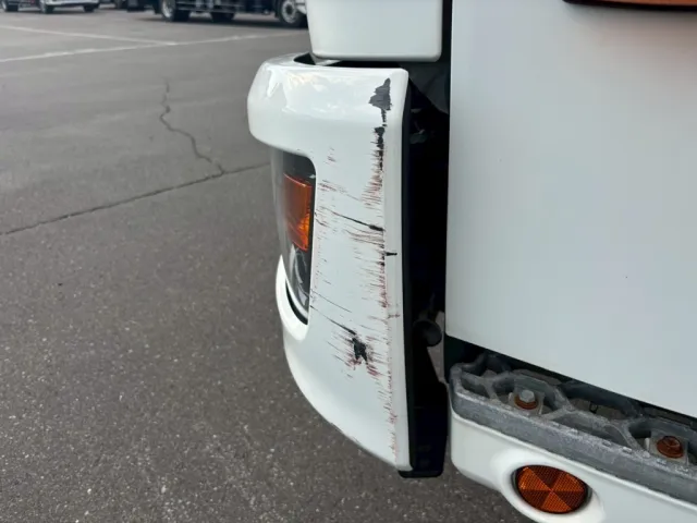 フロントバンパー助手席側擦り傷あります。|日野 レンジャー 2KG-FC2ABA(2WD)の写真26