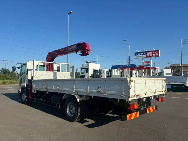 いすゞ フォワード 2PG-FRR90S1(2WD)の写真3