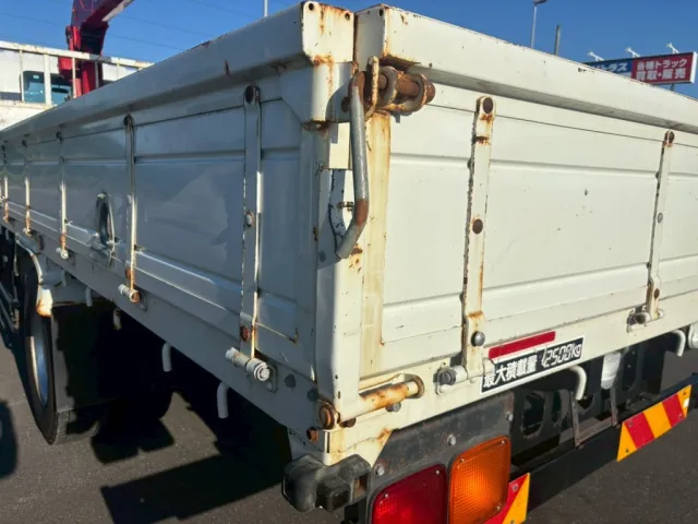 いすゞ フォワード 2PG-FRR90S1(2WD)の写真16