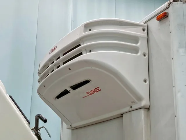 冷凍機です。(直冷式)|日野 レンジャー 2KG-FC2ABG(2WD)の写真18