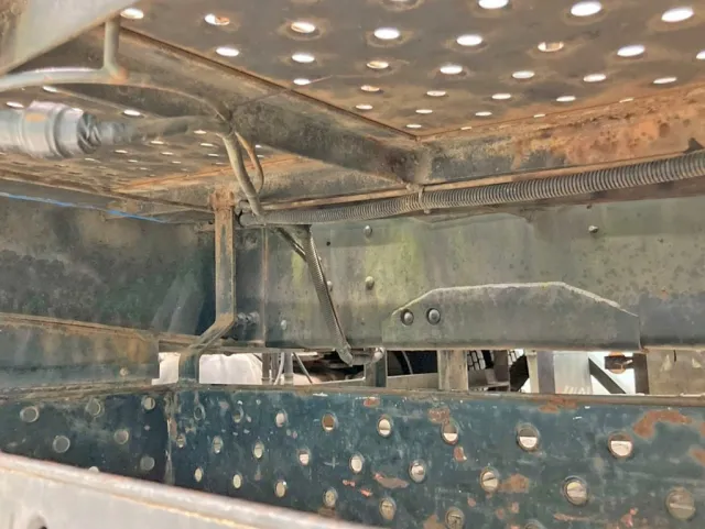 シャーシの状態です。|三菱 ファイター LDG-FQ62Fの写真6