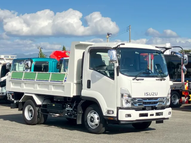 いすゞ フォワード 2RG-FRR90S1(2WD)の写真2